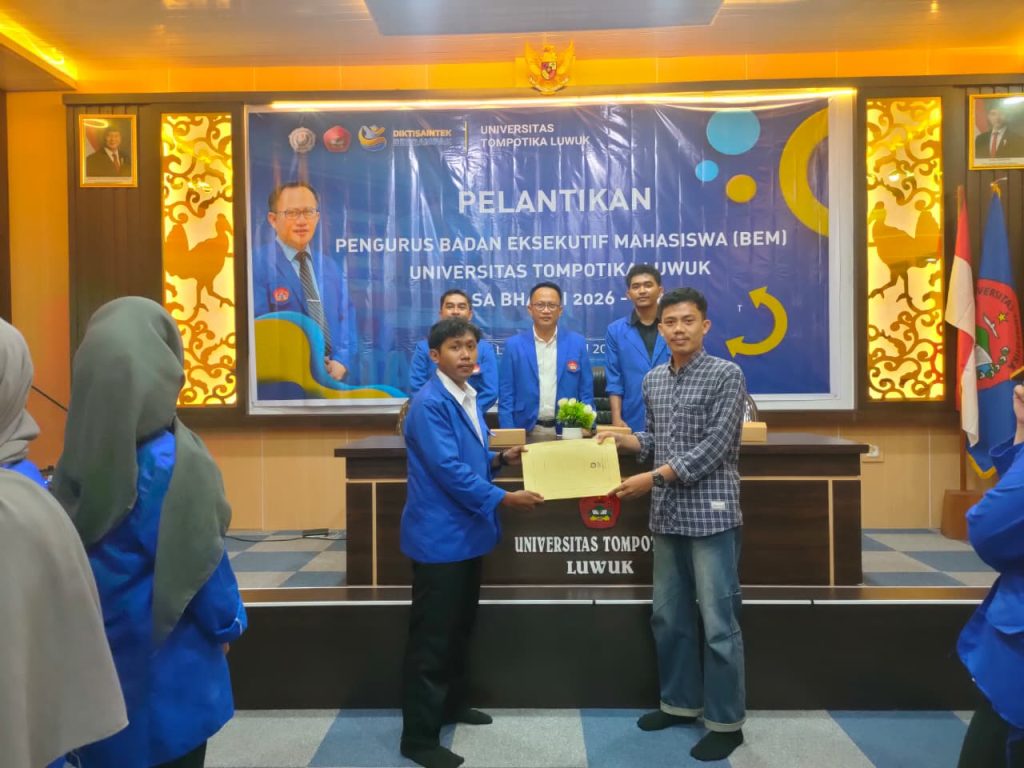 Rektor Untika Luwuk Resmi Lantik Pengurus BEM Masa Bhakti 2026–2027